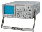 雙通道 20MHz,高亮度、內(nèi)刻度東芝示波管 ,日本電了編碼開關(guān)，輕巧、可靠.通道 1不帶輸出,無Z軸輸入,無觸發(fā)鎖定,無 Y乘5(1mv/div).
