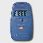 分 辨 率：1℃,1℉;攝 氏 度：-50～-40℃±6℃，-39～-20℃±5℃;-19～0℃±3℃，0～500℃±0.75%;501～750℃±1%
華 氏 度:：-58～-4℉±7℉，-3～-32℉±4℉;32～932℉±2℉，933～1382℉±1℉.

