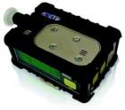 PGM-2000(LEL/O2/H2S/CO/數(shù)據(jù)采集)氣體檢測(cè)器/QRAE Plus 密閉空間氣體檢測(cè)器，包括16,000個(gè)數(shù)據(jù)記錄點(diǎn)的存儲(chǔ)能力，一接四的插入式“智能型”傳感器：易燃?xì)怏w、氧氣、硫化氫、一氧化碳,可選的特定物質(zhì)毒性傳感器：二氧化硫(SO2)、一氧化氮(NO)、二氧化氮(NO2)、氯氣(Cl2)、氰化氫(HCN)、氨氣(NH3)、磷化氫(PH3)
