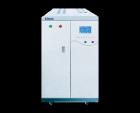 采用高頻脈寬調(diào)制和智能IGBT輸出，輸出電壓低檔1～150V，高檔1～300V，效率高于85％。數(shù)字分頻、鎖相、波形瞬時反饋技術(shù)，輸出穩(wěn)定度<1%，失真度<2%；電參數(shù)輸出精度高；電壓：±（0.4%×預(yù)置值+0.1%×量程）；頻率：± 0.1%
