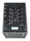 QS1A型交流電橋，系QS1型的改進(jìn)型。該電橋系用較先進(jìn)的電子技術(shù)，加裝了光電隔離的指針式指零儀的抗干擾電路，使電橋能在強(qiáng)電場(chǎng)的環(huán)境條件下準(zhǔn)確測(cè)量。該電橋還增加了R4/10裝置，可進(jìn)行如互感器支架和絕緣油等小電容，小介質(zhì)損耗的被試品的測(cè)量。
