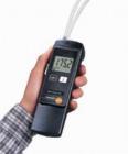  testo 511絕壓儀, 0 ~ 1100hPa,包括連接軟管和電池, 在許多測量及實驗室研究中，絕對壓力是(大氣壓)是一個重要參數(shù)。使用testo 511測量因氣候變化而導(dǎo)致的絕對壓力的波動，分辨率為 1 mbar。