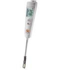 testo 265 食用油品質(zhì)檢測(cè)儀測(cè)量直接在熱油中進(jìn)行。食用油的品質(zhì)和溫度會(huì)在10秒鐘內(nèi)顯示于顯示器上。當(dāng)超過(guò)用戶設(shè)定的限值時(shí)，會(huì)發(fā)出LED報(bào)警。0.5 ... 40.0 %TPM

