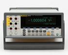 Fluke 8845A  6.5 位高精度數(shù)字多用表 Vdc 準確度達 0.0024% 雙參數(shù)顯示 100 uA至100 mA量程，100 pA分辨力 寬范圍歐姆量程，10 Ω至1 GΩ； 10 uΩ分辨力 2x4 四線電阻測量技術(shù)  測量頻率和周期 