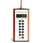 Elcometer 355高級涂層測厚儀增加了些特性及存儲容量。用戶可自行設(shè)定批組，存儲容量達(dá)10000個讀數(shù)，讀數(shù)可按需求輸出到計算機(jī)、數(shù)據(jù)記錄儀或打印機(jī)等。 全套的探頭模塊可用于不同的情況，所有模塊都都提供校準(zhǔn)片。 ±1%的精確度。 


