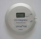 UV-int150標(biāo)準(zhǔn)型UV能量計(jì)是一種高質(zhì)量的UV能量測(cè)量?jī)x。測(cè)試范圍：0-5000mw/cm2，顯示 6個(gè)字?jǐn)?shù)值液晶：0-999999mj/cm2，尺寸 直徑：90mm 高：12mm，光譜測(cè)量范圍 250-410納米，受熱最高溫度 70oC

