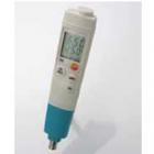 產(chǎn)品介紹：

testo 206-pH3帶有pH3 BNC接口，可連接所有類型的pH探頭。 如果連接的探頭內(nèi)置溫度傳感器，可以直接分析溫度值。如果探頭不帶溫度傳感器，則可由手動(dòng)調(diào)節(jié)溫度?？勺詣?dòng)識(shí)別全量程。讀數(shù)穩(wěn)定。配備保護(hù)軟套，特別適用于戶外測量，以及惡劣工業(yè)條件下的測量。

