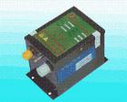 斯萊德SL-007高壓電源供應(yīng)器電壓為4.6KV，可提供2組高壓電源輸出供離子風(fēng)槍、離子風(fēng)咀、離子風(fēng)蛇、防靜電網(wǎng)等使用，可方便的根據(jù)標(biāo)識(shí)和安裝說(shuō)明進(jìn)行連接靜電消除器，斯萊德高壓電源供應(yīng)器具有短路保護(hù)功能，安全、方便。 